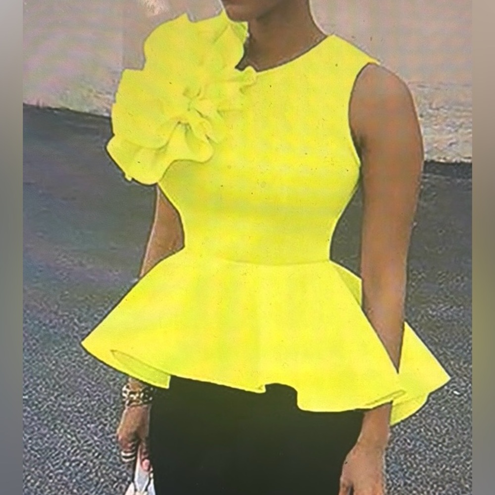 Closette Chic Yellow Peplum Top